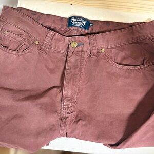 The New Ivy Brand Vintage Classic Men's Burgundy Chinos